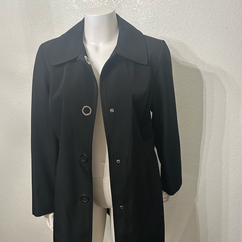 Anne Klein Black Trench Coat with Circle Magnets Accents Buttons